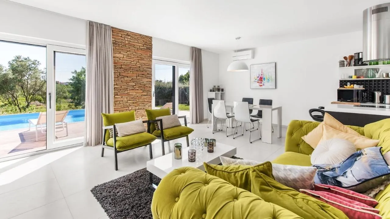 Konukevi Villa Chic Valizza