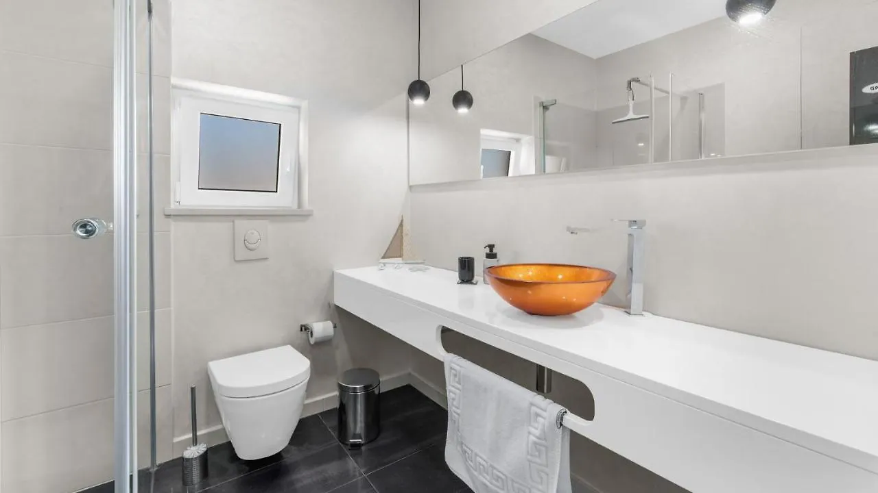 Konukevi Villa Chic Valizza