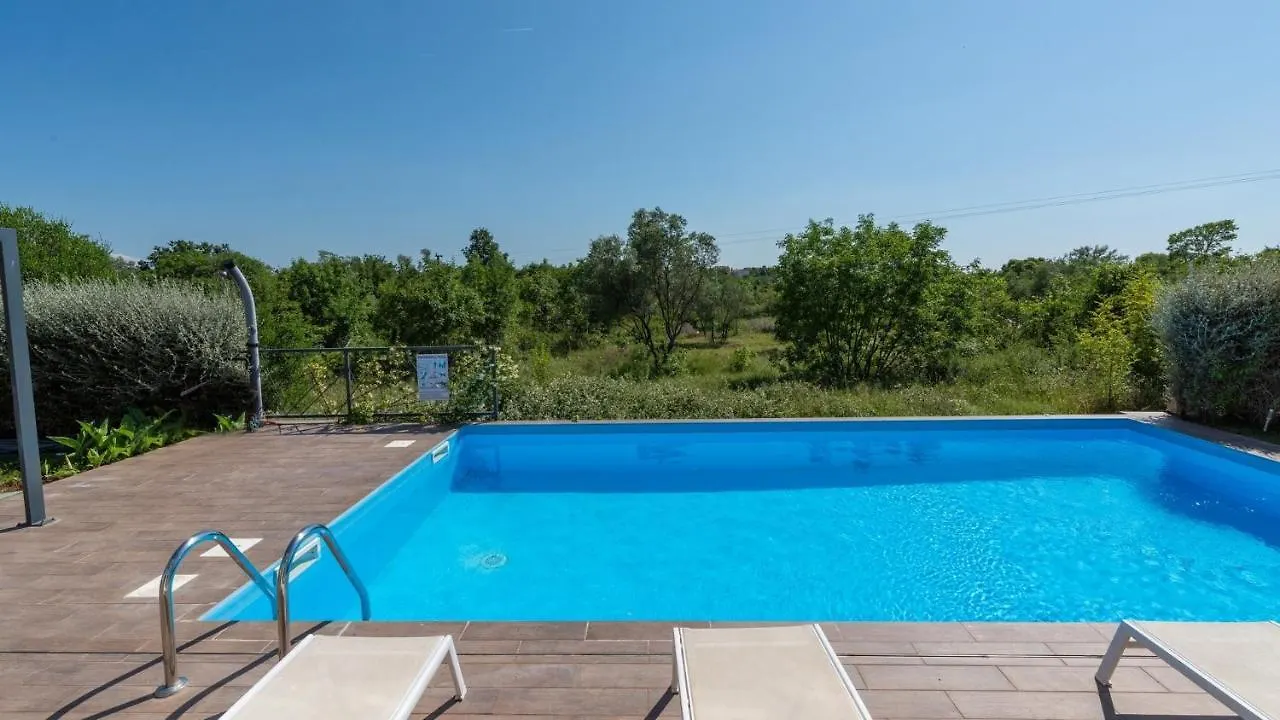 Konukevi Villa Chic Valizza